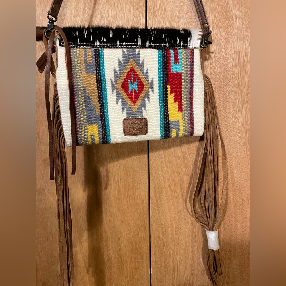 American darling saddle blanket with hair on hide crossbody purse - Picture 2 of 10